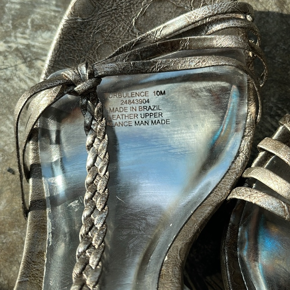 Carlos Santana Leather Metalic Heels - Picture 6 of 6